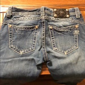 Like new miss me jeans